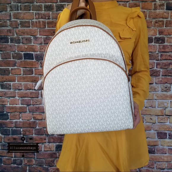 Michael Kors Abbey Large vanilla acorn backpack - Picture 5 of 8